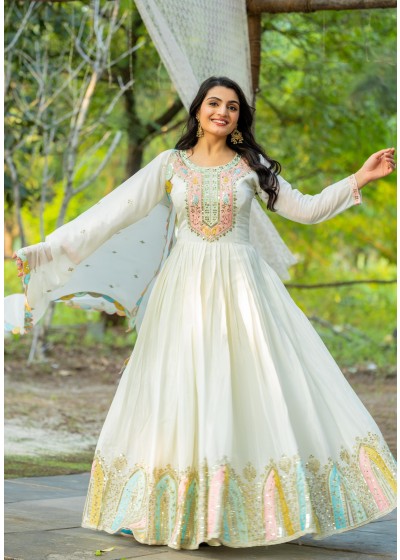 ZF 5002 WHITE BEST DESIGNER GOWN