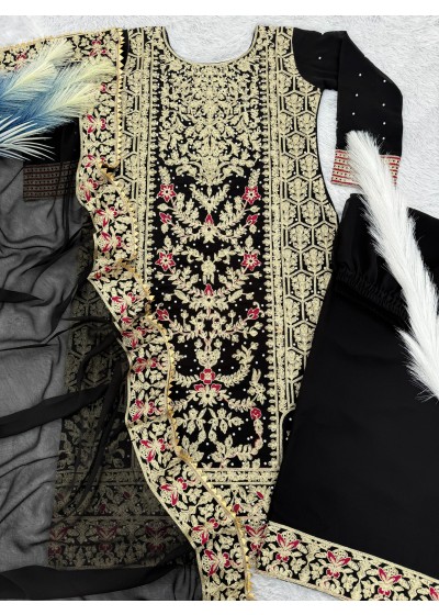 JD 570 READYMADE PAKISTANI SUITS WITH PRICE